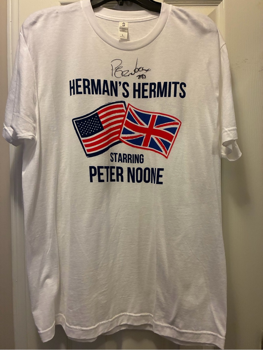New: Herman's Hermits Peter Noone White Graphic T-Shirt